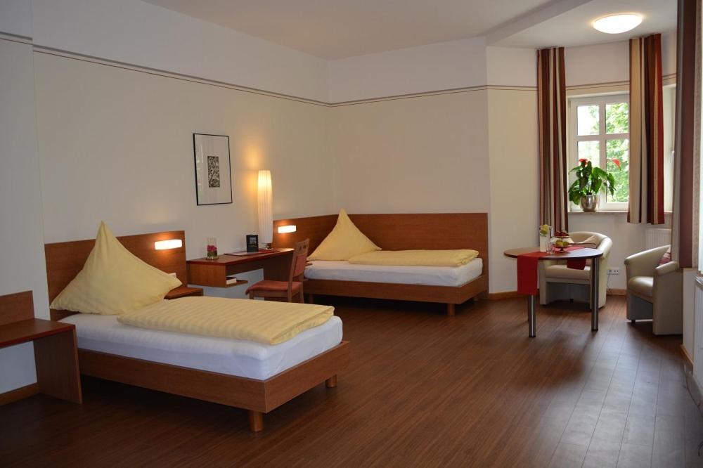 Gaestehaus Schweiklberg วิลส์โฮเฟน อัน แดร์โดเนา ภายนอก รูปภาพ